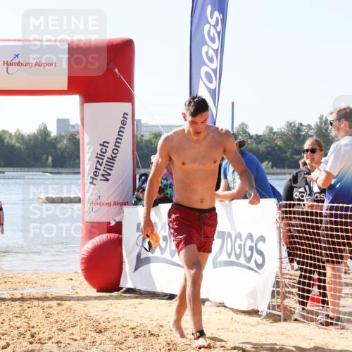 01.09.2024 - 17. Tribühne Triathlon Luisa Fischer http://msf.ph/oto/6895429 01.09.2024 11:11:21 Schwimmen 349 meine-sportfotos.de
