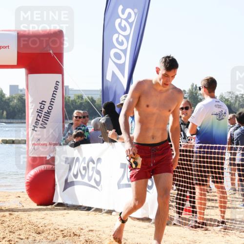 01.09.2024 - 17. Tribühne Triathlon Luisa Fischer http://msf.ph/oto/6895432 01.09.2024 11:11:21 Schwimmen 349 meine-sportfotos.de