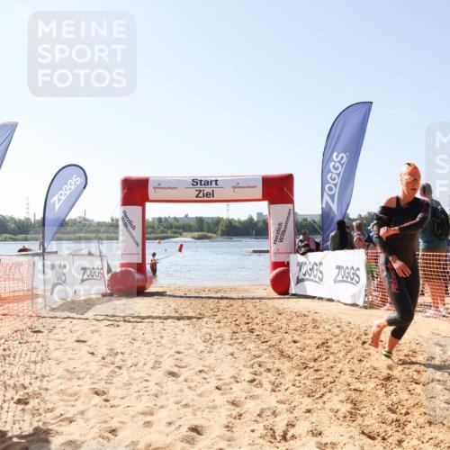 01.09.2024 - 17. Tribühne Triathlon Luisa Fischer http://msf.ph/oto/6895461 01.09.2024 11:13:58 Schwimmen 542 meine-sportfotos.de
