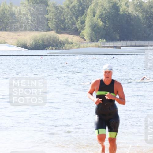 01.09.2024 - 17. Tribühne Triathlon Luisa Fischer http://msf.ph/oto/6895466 01.09.2024 11:14:29 Schwimmen 509 meine-sportfotos.de