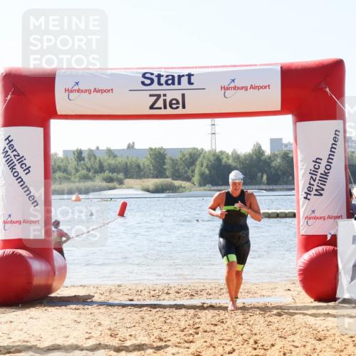 01.09.2024 - 17. Tribühne Triathlon Luisa Fischer http://msf.ph/oto/6895477 01.09.2024 11:14:33 Schwimmen 509 meine-sportfotos.de