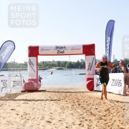 01.09.2024 - 17. Tribühne Triathlon Luisa Fischer http://msf.ph/oto/6895484 01.09.2024 11:14:35 Schwimmen 509 meine-sportfotos.de