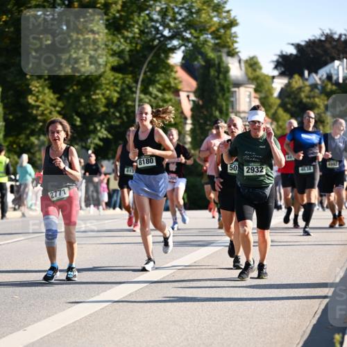 01.09.2024 - BARMER Alsterlauf Dr. Thomas Lammeyer http://msf.ph/oto/6895486 01.09.2024 09:32:58 Laufen 8180, 813, 50, 2932, 2771, 497, 4638, 4992 meine-sportfotos.de