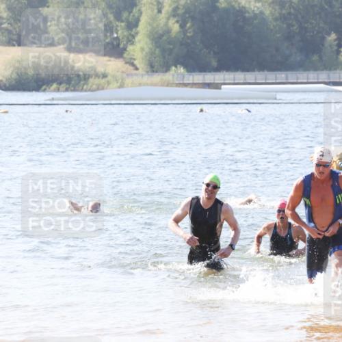 01.09.2024 - 17. Tribühne Triathlon Luisa Fischer http://msf.ph/oto/6895495 01.09.2024 11:15:10 Schwimmen 454, 510 meine-sportfotos.de