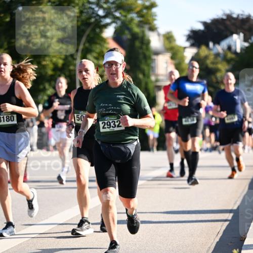 01.09.2024 - BARMER Alsterlauf Dr. Thomas Lammeyer http://msf.ph/oto/6895503 01.09.2024 09:32:59 Laufen 3180, 50, 2932 meine-sportfotos.de