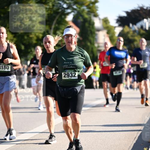 01.09.2024 - BARMER Alsterlauf Dr. Thomas Lammeyer http://msf.ph/oto/6895505 01.09.2024 09:32:59 Laufen 3180, 135, 2932 meine-sportfotos.de