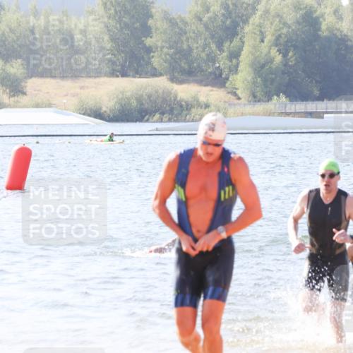 01.09.2024 - 17. Tribühne Triathlon Luisa Fischer http://msf.ph/oto/6895506 01.09.2024 11:15:14 Schwimmen 454, 504, 510 meine-sportfotos.de