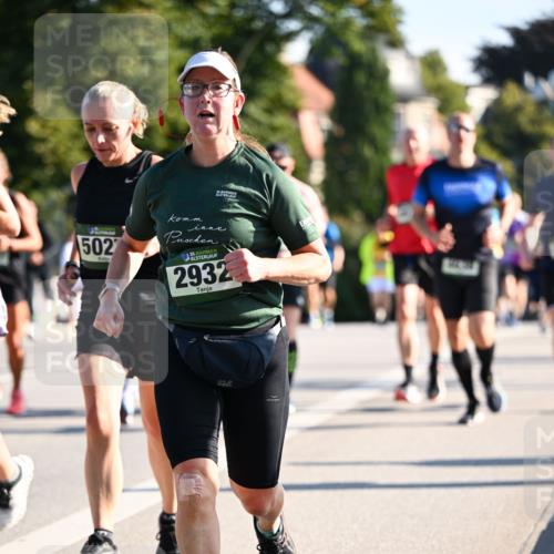 01.09.2024 - BARMER Alsterlauf Dr. Thomas Lammeyer http://msf.ph/oto/6895513 01.09.2024 09:33:00 Laufen 502, 35, 2932 meine-sportfotos.de
