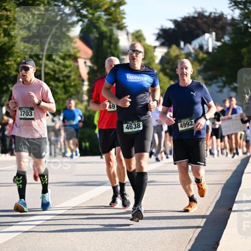 01.09.2024 - BARMER Alsterlauf Dr. Thomas Lammeyer http://msf.ph/oto/6895517 01.09.2024 09:33:01 Laufen 3703, 49, 4638, 4992 meine-sportfotos.de