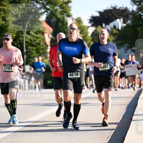 01.09.2024 - BARMER Alsterlauf Dr. Thomas Lammeyer http://msf.ph/oto/6895520 01.09.2024 09:33:01 Laufen 3703, 4638, 4992 meine-sportfotos.de