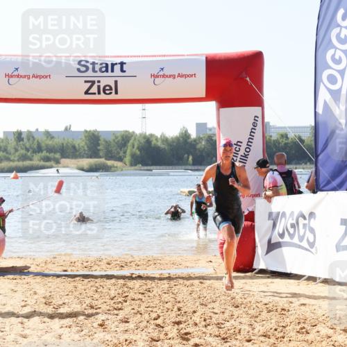 01.09.2024 - 17. Tribühne Triathlon Luisa Fischer http://msf.ph/oto/6895540 01.09.2024 11:15:22 Schwimmen 454, 504, 510, 551 meine-sportfotos.de