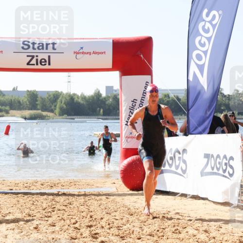 01.09.2024 - 17. Tribühne Triathlon Luisa Fischer http://msf.ph/oto/6895542 01.09.2024 11:15:23 Schwimmen 454, 504, 510, 551 meine-sportfotos.de