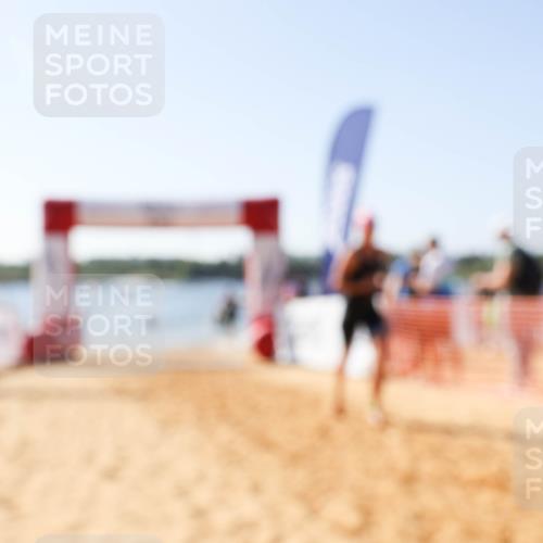 01.09.2024 - 17. Tribühne Triathlon Luisa Fischer http://msf.ph/oto/6895544 01.09.2024 11:15:24 Schwimmen 454, 504, 510, 551 meine-sportfotos.de
