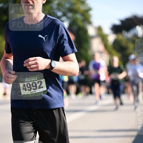01.09.2024 - BARMER Alsterlauf Dr. Thomas Lammeyer http://msf.ph/oto/6895552 01.09.2024 09:33:04 Laufen 6135, 4992 meine-sportfotos.de