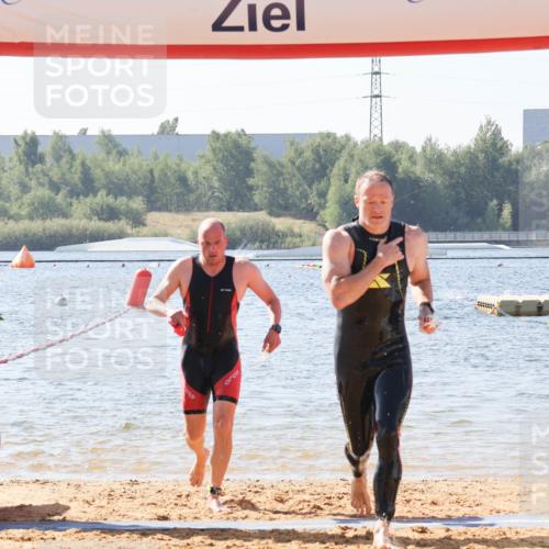 01.09.2024 - 17. Tribühne Triathlon Luisa Fischer http://msf.ph/oto/6895564 01.09.2024 11:15:34 Schwimmen 489, 511, 551 meine-sportfotos.de