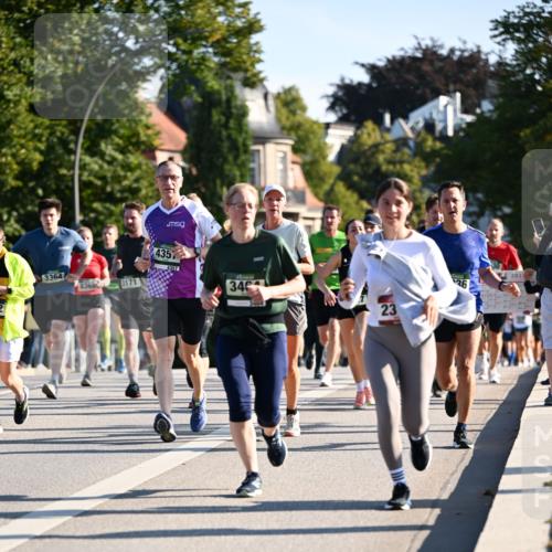 01.09.2024 - BARMER Alsterlauf Dr. Thomas Lammeyer http://msf.ph/oto/6895568 01.09.2024 09:33:06 Laufen 3364, 4357, 4357, 346, 23, 36, 2017 meine-sportfotos.de