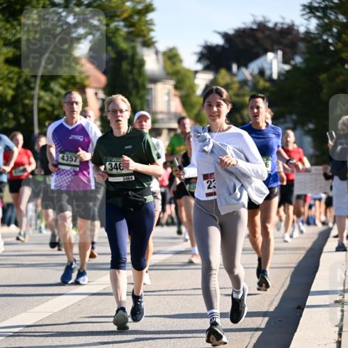 01.09.2024 - BARMER Alsterlauf Dr. Thomas Lammeyer http://msf.ph/oto/6895573 01.09.2024 09:33:07 Laufen 4357, 407, 346, 3464, 23 meine-sportfotos.de