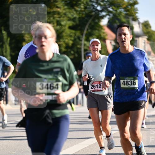 01.09.2024 - BARMER Alsterlauf Dr. Thomas Lammeyer http://msf.ph/oto/6895588 01.09.2024 09:33:09 Laufen 3464, 2612, 00, 4836 meine-sportfotos.de