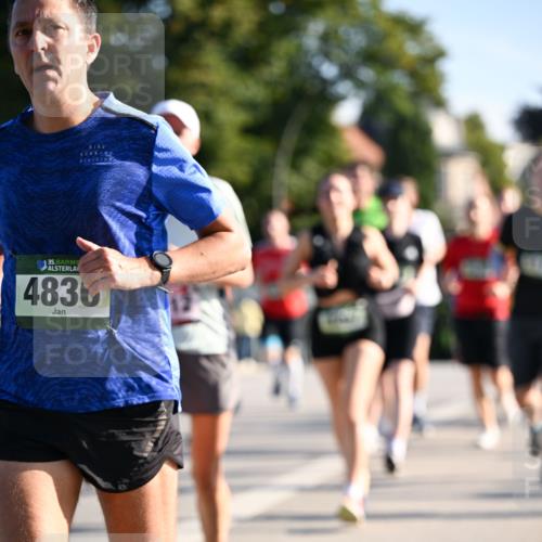 01.09.2024 - BARMER Alsterlauf Dr. Thomas Lammeyer http://msf.ph/oto/6895596 01.09.2024 09:33:10 Laufen 35, 4830 meine-sportfotos.de