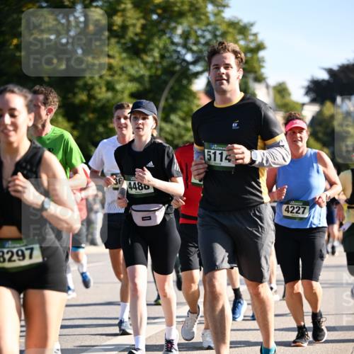 01.09.2024 - BARMER Alsterlauf Dr. Thomas Lammeyer http://msf.ph/oto/6895612 01.09.2024 09:33:11 Laufen 8297, 5114, 3, 4486, 4227 meine-sportfotos.de