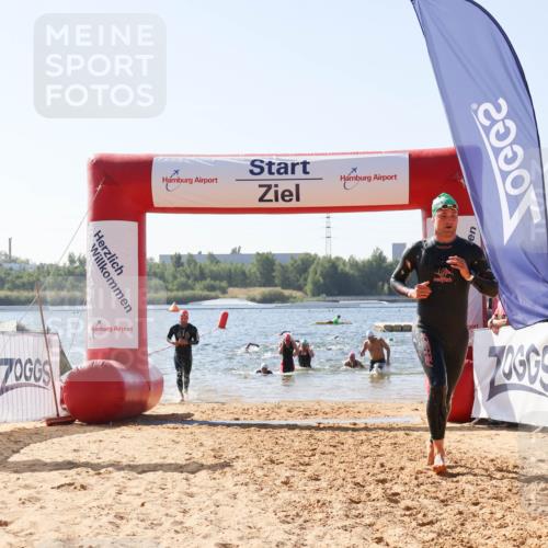 01.09.2024 - 17. Tribühne Triathlon Luisa Fischer http://msf.ph/oto/6895621 01.09.2024 11:16:58 Schwimmen 465, 472, 486, 524 meine-sportfotos.de