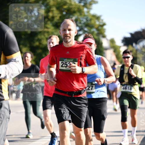 01.09.2024 - BARMER Alsterlauf Dr. Thomas Lammeyer http://msf.ph/oto/6895627 01.09.2024 09:33:13 Laufen 35, 253, 27, 4618 meine-sportfotos.de