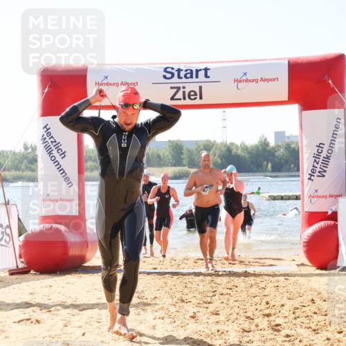 01.09.2024 - 17. Tribühne Triathlon Luisa Fischer http://msf.ph/oto/6895645 01.09.2024 11:17:05 Schwimmen 465, 472, 486, 524, 528, 545, 552, 553 meine-sportfotos.de
