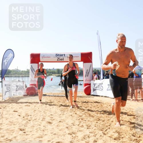 01.09.2024 - 17. Tribühne Triathlon Luisa Fischer http://msf.ph/oto/6895664 01.09.2024 11:17:10 Schwimmen 472, 478, 486, 524, 528, 545, 552, 553 meine-sportfotos.de