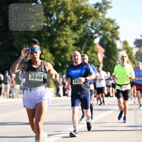 01.09.2024 - BARMER Alsterlauf Dr. Thomas Lammeyer http://msf.ph/oto/6895665 01.09.2024 09:33:17 Laufen 3846, 50 meine-sportfotos.de