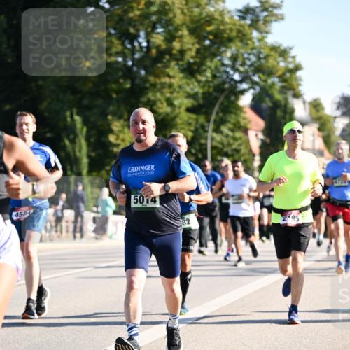 01.09.2024 - BARMER Alsterlauf Dr. Thomas Lammeyer http://msf.ph/oto/6895670 01.09.2024 09:33:18 Laufen 450, 5014, 82, 95 meine-sportfotos.de