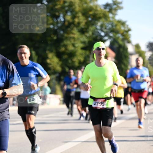01.09.2024 - BARMER Alsterlauf Dr. Thomas Lammeyer http://msf.ph/oto/6895680 01.09.2024 09:33:19 Laufen 826, 2195 meine-sportfotos.de