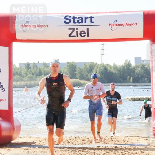 01.09.2024 - 17. Tribühne Triathlon Luisa Fischer http://msf.ph/oto/6895702 01.09.2024 11:17:21 Schwimmen 470, 474, 478, 498, 513, 525 meine-sportfotos.de