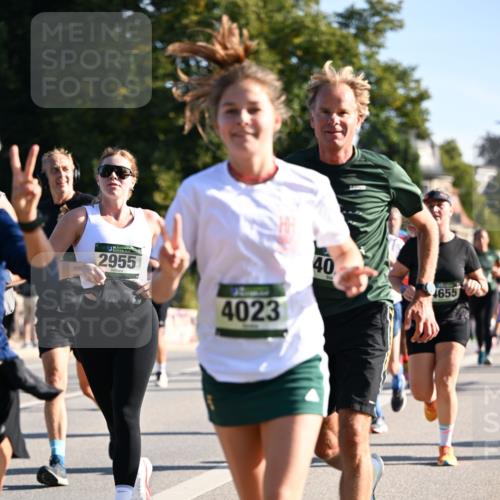 01.09.2024 - BARMER Alsterlauf Dr. Thomas Lammeyer http://msf.ph/oto/6895730 01.09.2024 09:33:24 Laufen 2955, 4023, 40, 4655 meine-sportfotos.de