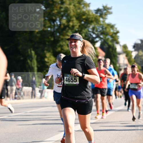 01.09.2024 - BARMER Alsterlauf Dr. Thomas Lammeyer http://msf.ph/oto/6895746 01.09.2024 09:33:26 Laufen 4655 meine-sportfotos.de