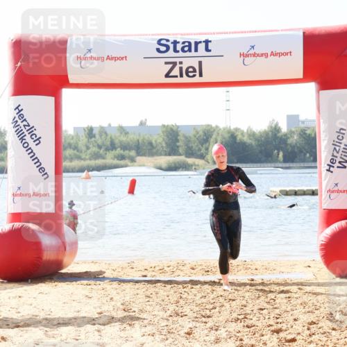 01.09.2024 - 17. Tribühne Triathlon Luisa Fischer http://msf.ph/oto/6895767 01.09.2024 11:17:43 Schwimmen 455 meine-sportfotos.de