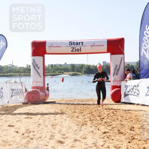 01.09.2024 - 17. Tribühne Triathlon Luisa Fischer http://msf.ph/oto/6895770 01.09.2024 11:17:44 Schwimmen 455 meine-sportfotos.de