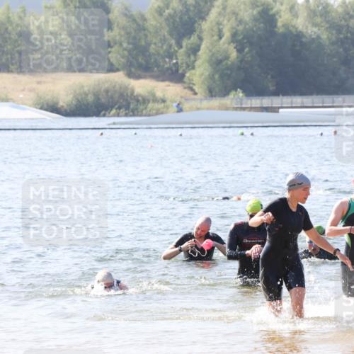 01.09.2024 - 17. Tribühne Triathlon Luisa Fischer http://msf.ph/oto/6895819 01.09.2024 11:18:28 Schwimmen 452, 456, 464 meine-sportfotos.de