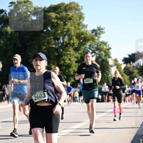 01.09.2024 - BARMER Alsterlauf Dr. Thomas Lammeyer http://msf.ph/oto/6895820 01.09.2024 09:33:34 Laufen 2603, 4051 meine-sportfotos.de