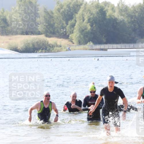 01.09.2024 - 17. Tribühne Triathlon Luisa Fischer http://msf.ph/oto/6895821 01.09.2024 11:18:29 Schwimmen 452, 456, 464 meine-sportfotos.de