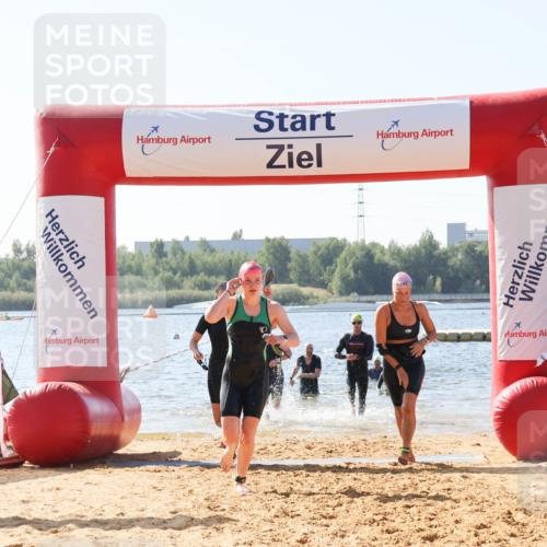 01.09.2024 - 17. Tribühne Triathlon Luisa Fischer http://msf.ph/oto/6895836 01.09.2024 11:18:34 Schwimmen 452, 456, 464, 466, 484, 488 meine-sportfotos.de