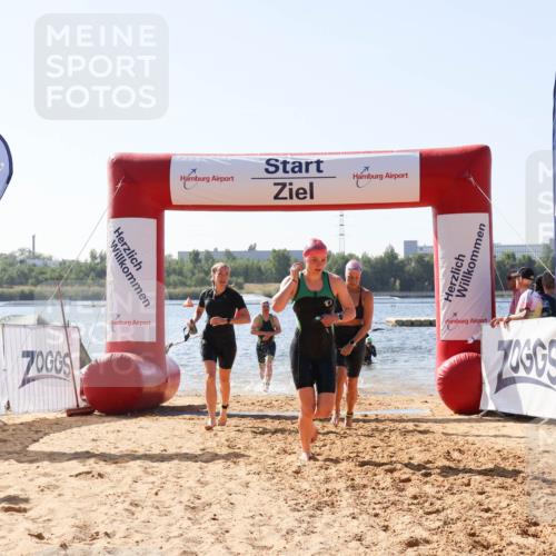 01.09.2024 - 17. Tribühne Triathlon Luisa Fischer http://msf.ph/oto/6895841 01.09.2024 11:18:35 Schwimmen 452, 456, 464, 466, 484, 488 meine-sportfotos.de