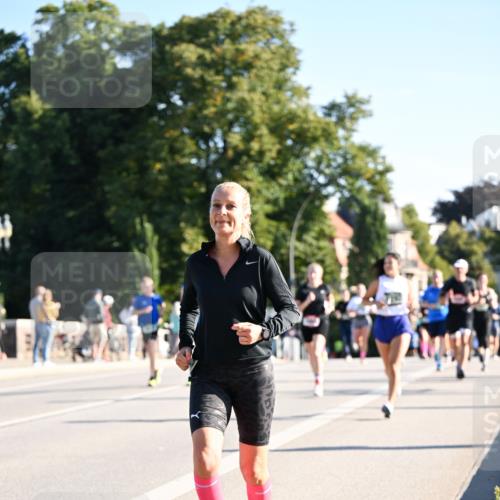 01.09.2024 - BARMER Alsterlauf Dr. Thomas Lammeyer http://msf.ph/oto/6895849 01.09.2024 09:33:37 Laufen  meine-sportfotos.de