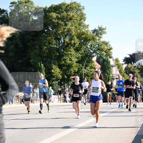 01.09.2024 - BARMER Alsterlauf Dr. Thomas Lammeyer http://msf.ph/oto/6895858 01.09.2024 09:33:37 Laufen 3836, 2869, 14384, 4578, 4888, 5292 meine-sportfotos.de