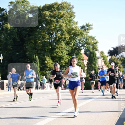 01.09.2024 - BARMER Alsterlauf Dr. Thomas Lammeyer http://msf.ph/oto/6895868 01.09.2024 09:33:38 Laufen 3836, 383, 2869, 292, 0, 4474, 4578, 4888 meine-sportfotos.de