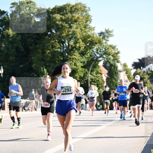 01.09.2024 - BARMER Alsterlauf Dr. Thomas Lammeyer http://msf.ph/oto/6895875 01.09.2024 09:33:39 Laufen 3834, 2869, 6292, 4578, 4888 meine-sportfotos.de