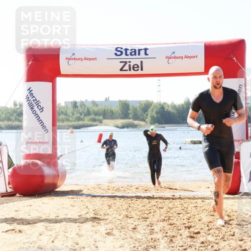 01.09.2024 - 17. Tribühne Triathlon Luisa Fischer http://msf.ph/oto/6895881 01.09.2024 11:18:44 Schwimmen 456, 464, 466, 467, 469, 481, 484, 488 meine-sportfotos.de