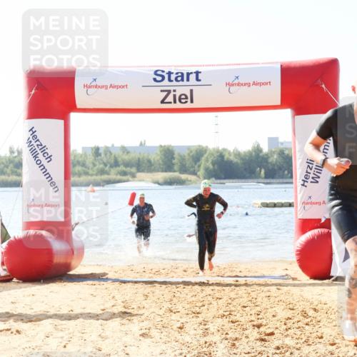 01.09.2024 - 17. Tribühne Triathlon Luisa Fischer http://msf.ph/oto/6895885 01.09.2024 11:18:45 Schwimmen 466, 467, 469, 481, 484, 488 meine-sportfotos.de