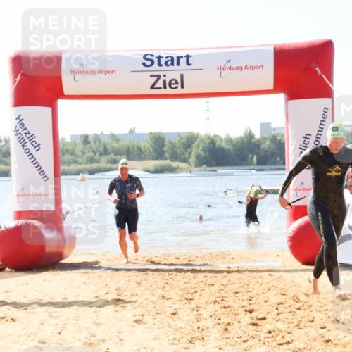 01.09.2024 - 17. Tribühne Triathlon Luisa Fischer http://msf.ph/oto/6895896 01.09.2024 11:18:48 Schwimmen 466, 467, 469, 481, 484, 488 meine-sportfotos.de