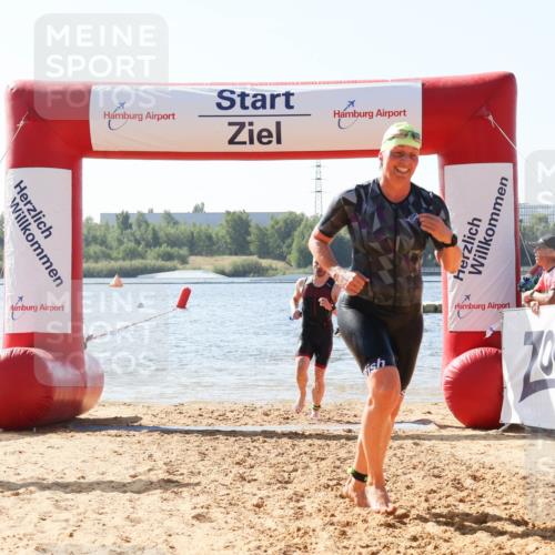 01.09.2024 - 17. Tribühne Triathlon Luisa Fischer http://msf.ph/oto/6895909 01.09.2024 11:18:51 Schwimmen 466, 467, 469, 481 meine-sportfotos.de