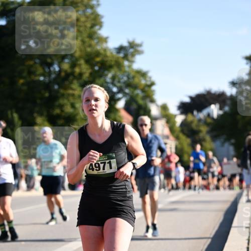 01.09.2024 - BARMER Alsterlauf Dr. Thomas Lammeyer http://msf.ph/oto/6895944 01.09.2024 09:33:46 Laufen 4971 meine-sportfotos.de